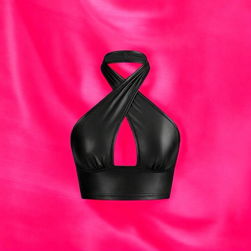 super sexy black top ✨​​​​​​​​​​​